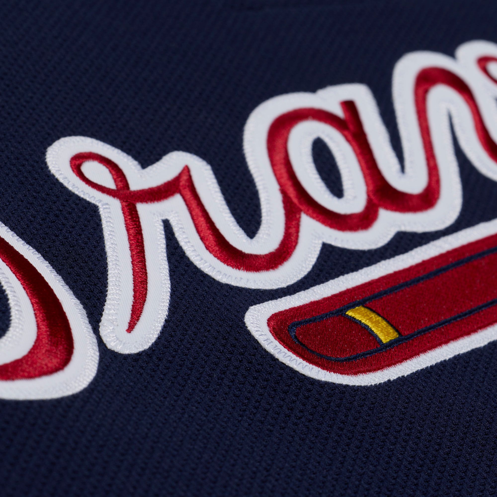 Mitchell & Ness Men's Atlanta Braves Andruw Jones #25 Navy Mesh Jersey product image
