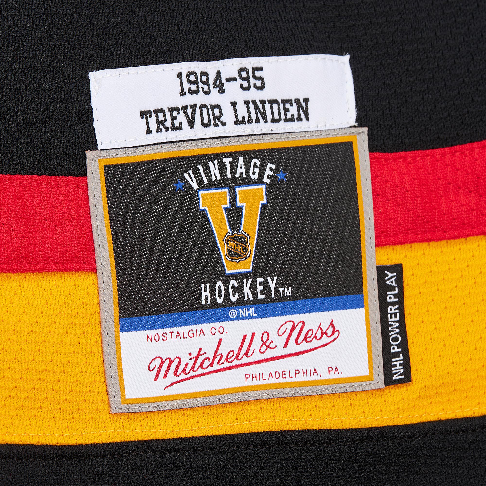 Mitchell & Ness Men's Vancouver Canucks Trevor Linden #16 1994 Vintage Home Replica Jersey product image