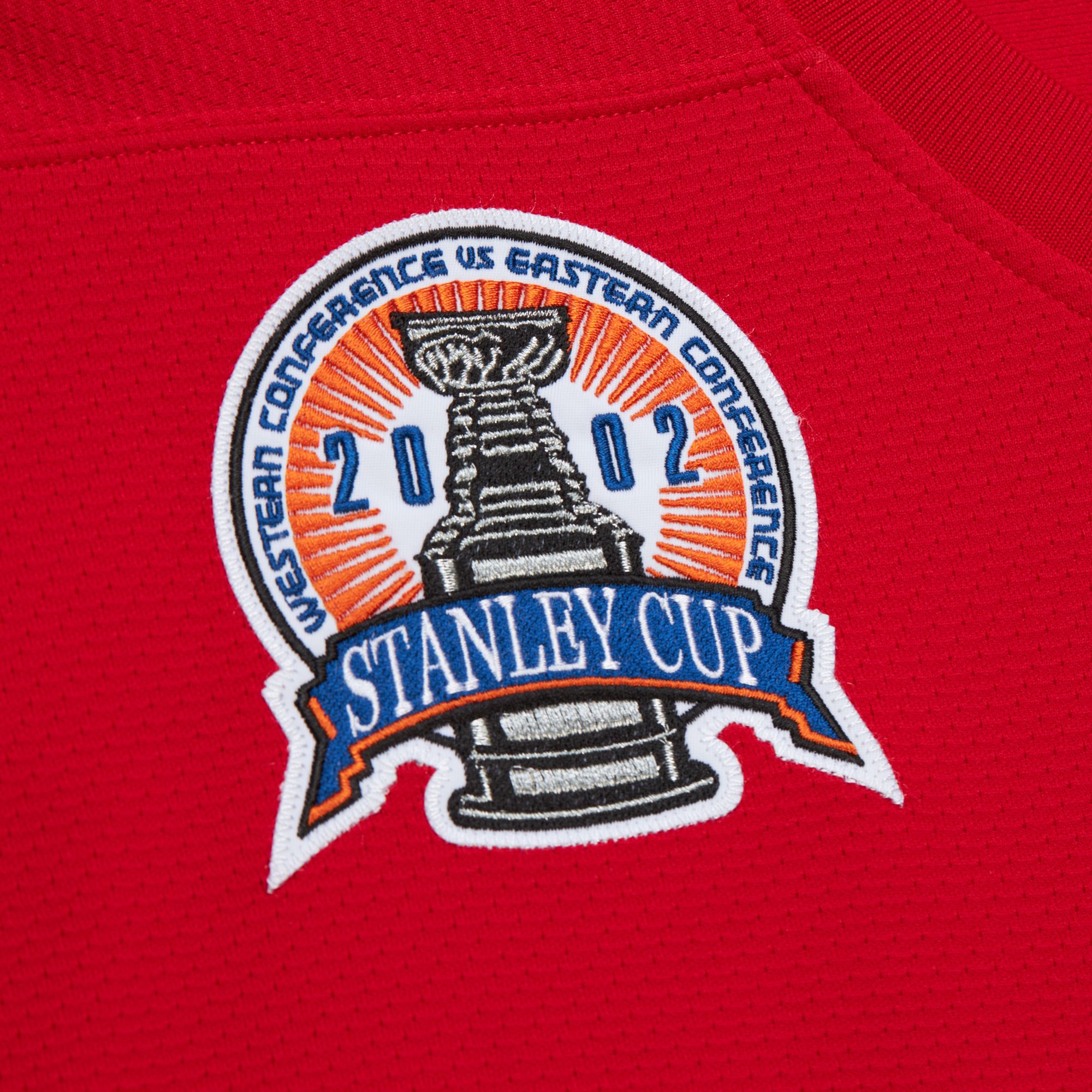 Mitchell & Ness Men's Detroit Red Wings Chris Chelios #24 2001 Vintage Home Replica Jersey product image