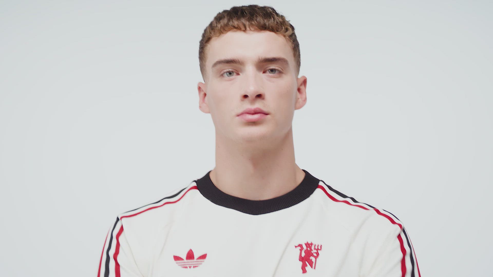 adidas Adult Manchester United Off-White 2025 Home Long Sleeve Shirt product