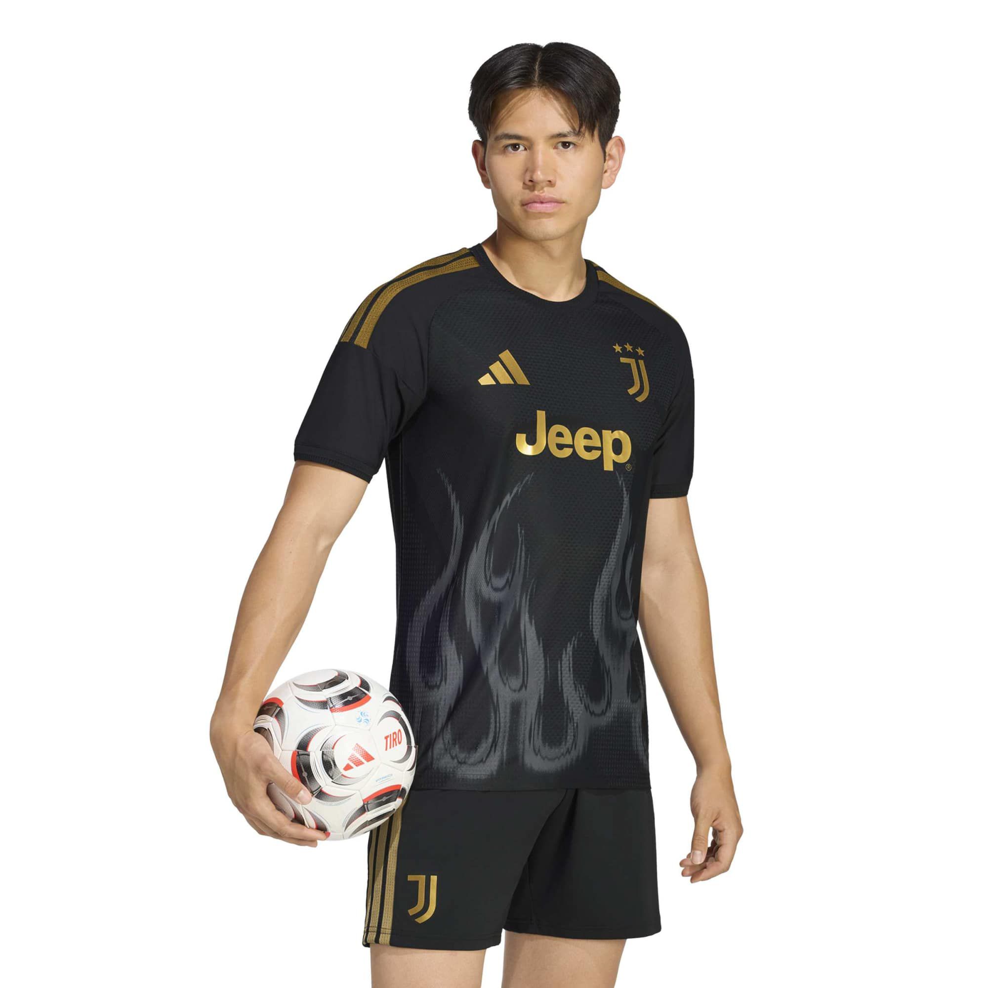  Juventus ユニフォーム シャツ ブラック adidas Adult Juventus 2026 Third Authentic Jersey | Dick's