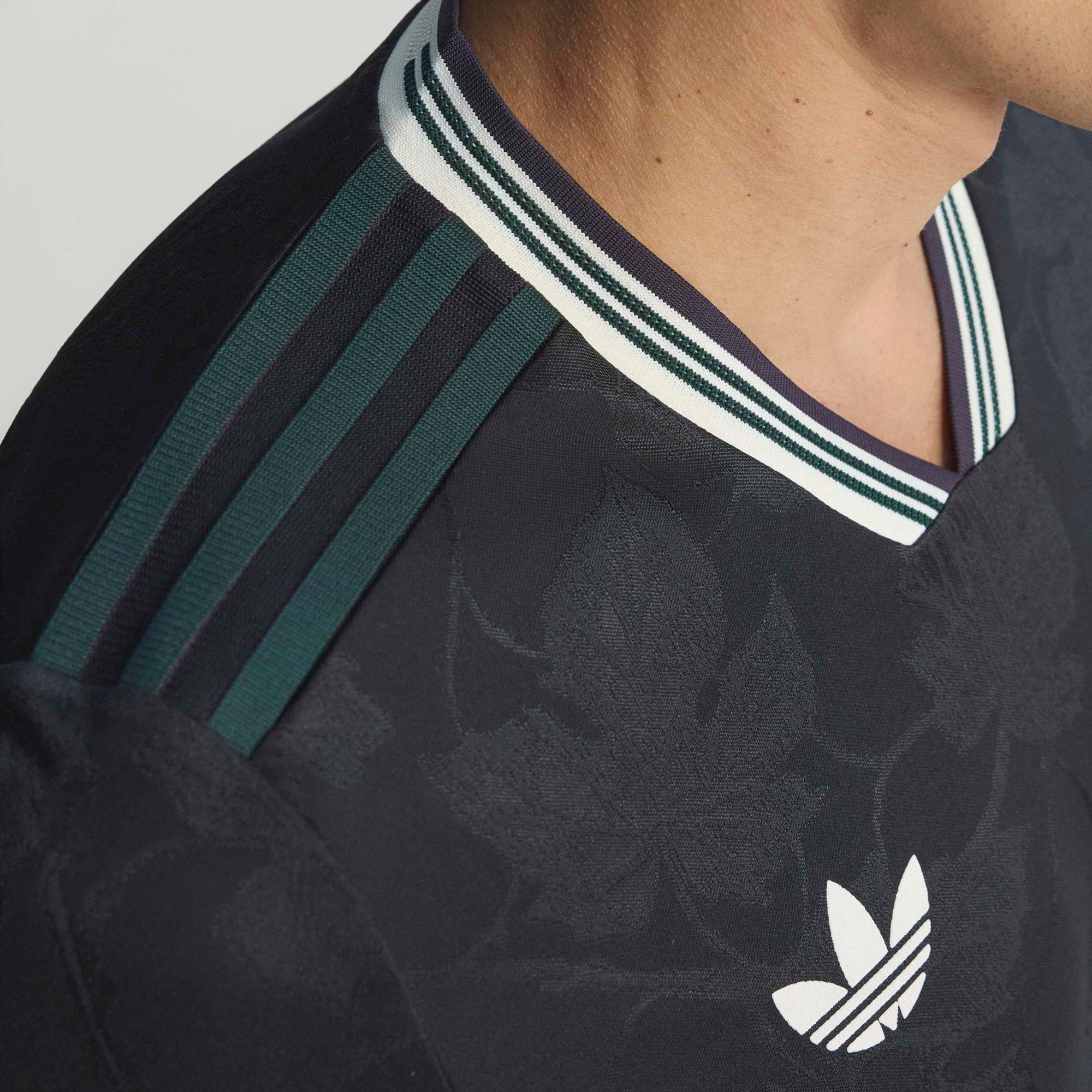 adidas Adult Juventus 2025-26 Third Authentic Jersey product image