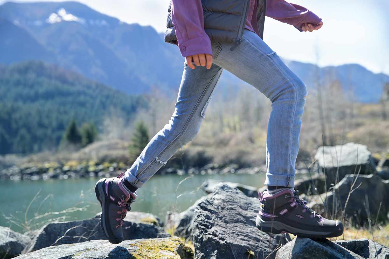 KEEN Women's Targhee II Mid Waterproof Hiking Boots product image