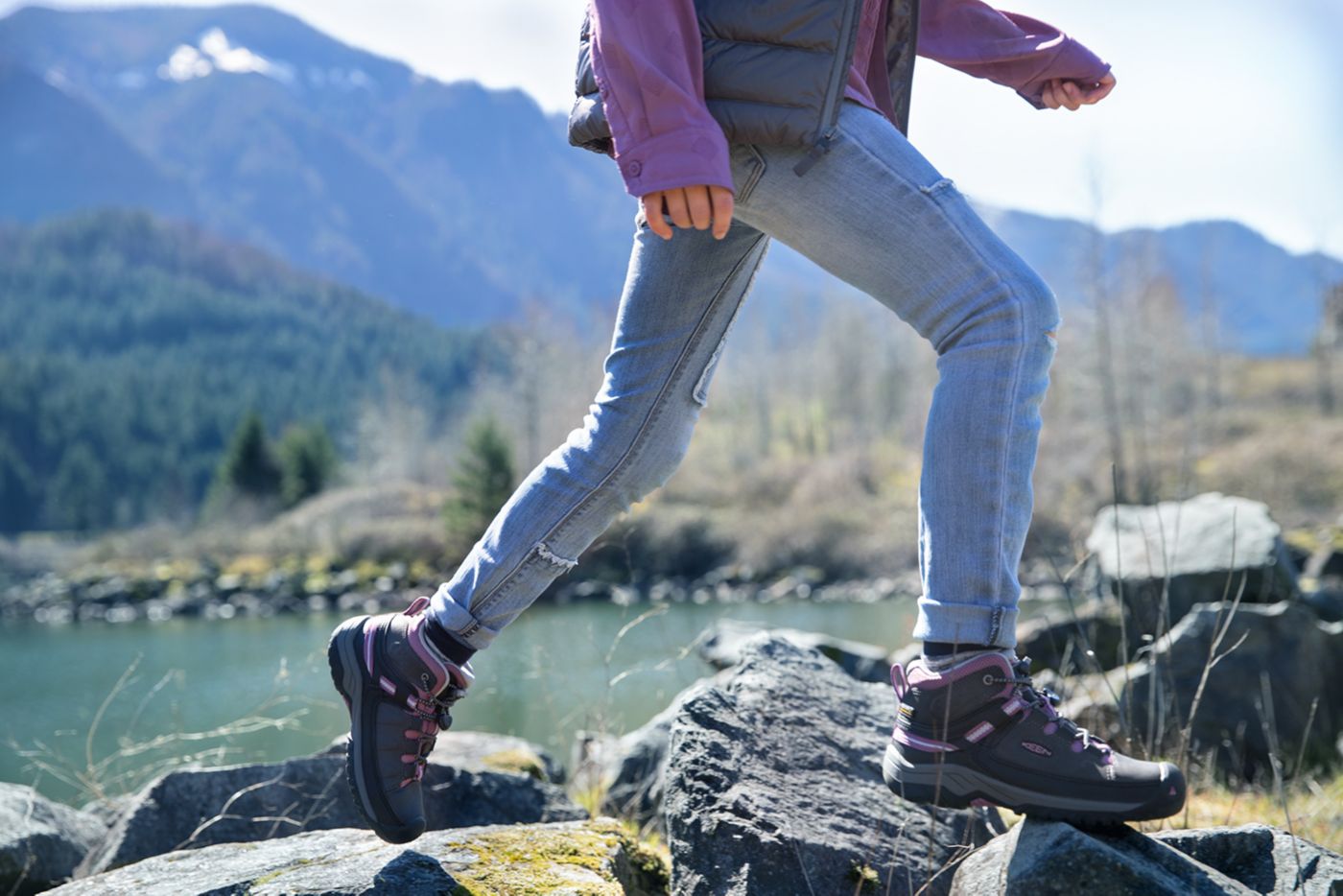 KEEN Women s Targhee II Mid Waterproof Hiking Boots Publiclands