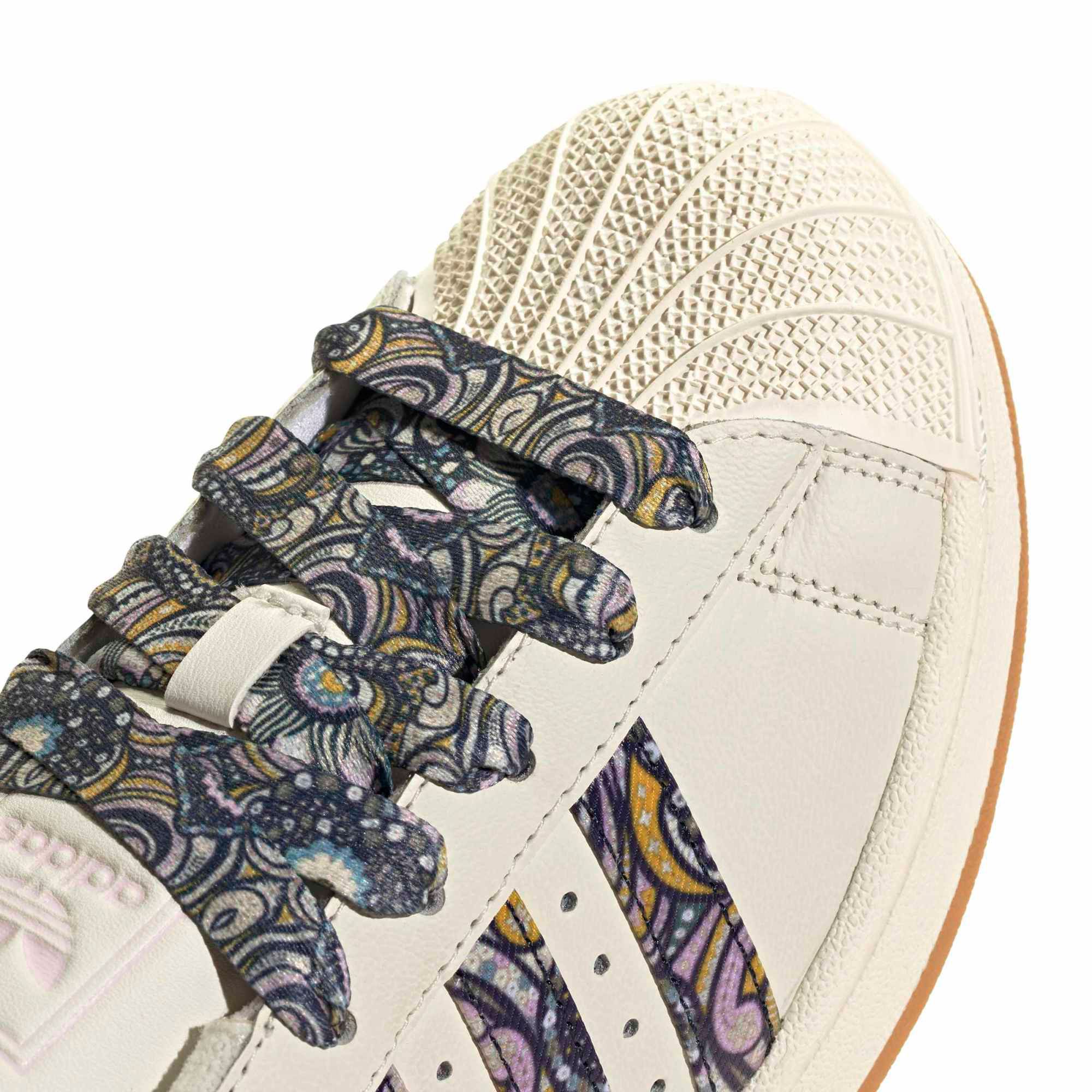 adidas Kids' Grade School Superstar II Shoes product image