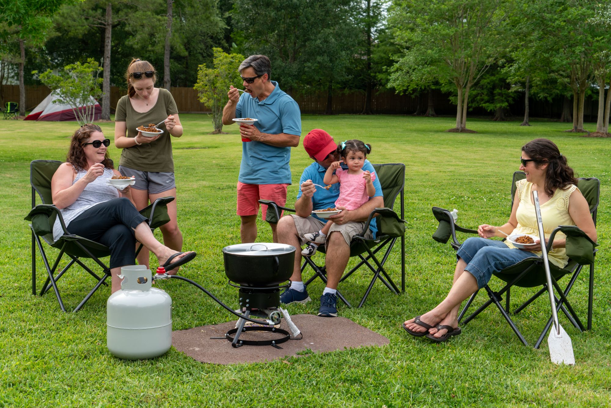 King Kooker 4 Gallon Cast Iron Jambalaya Pot and Cooker Package product image