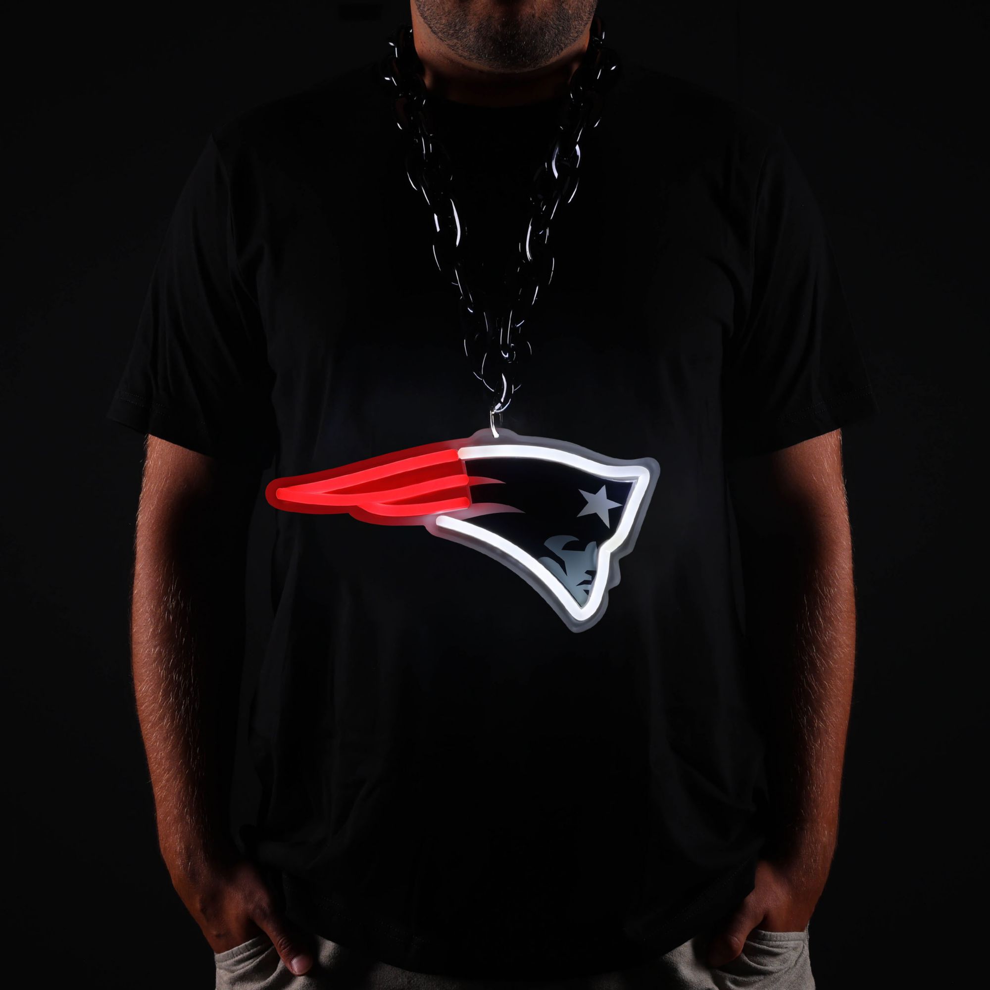 FOCO New England Patriots 10'' Light Up Chain product image