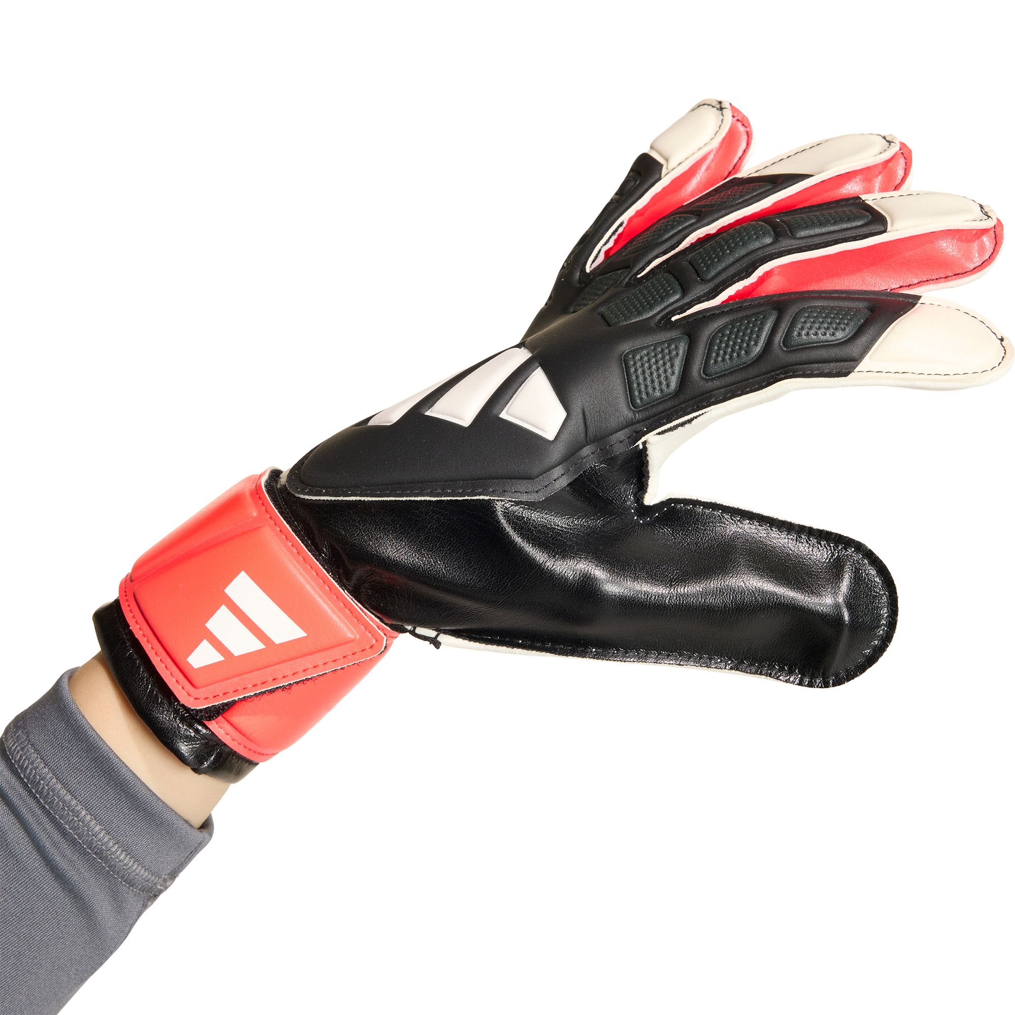 adidas Predator Training Junior Goalkeeper Gloves product image