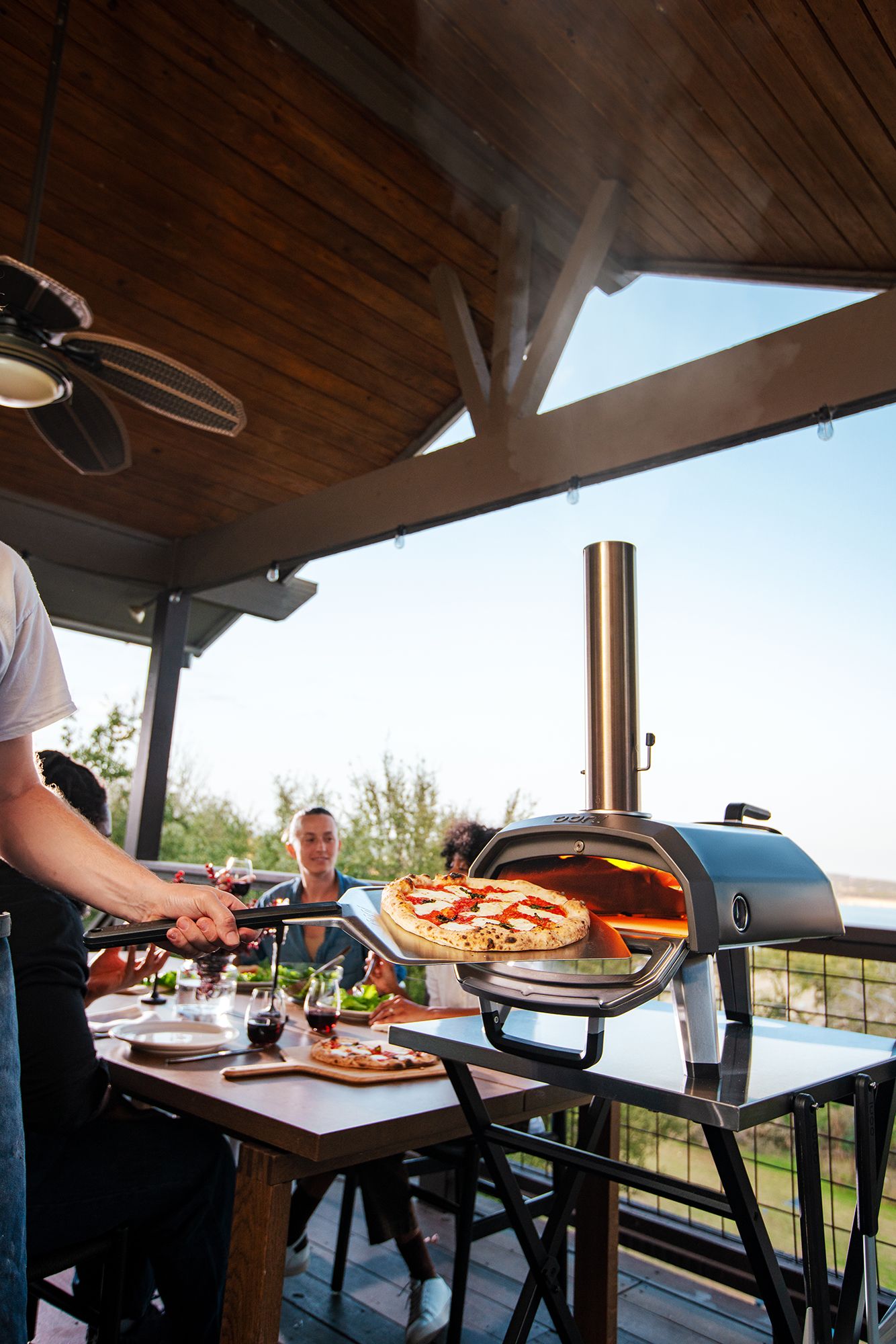 Ooni Karu 12G Pizza Oven