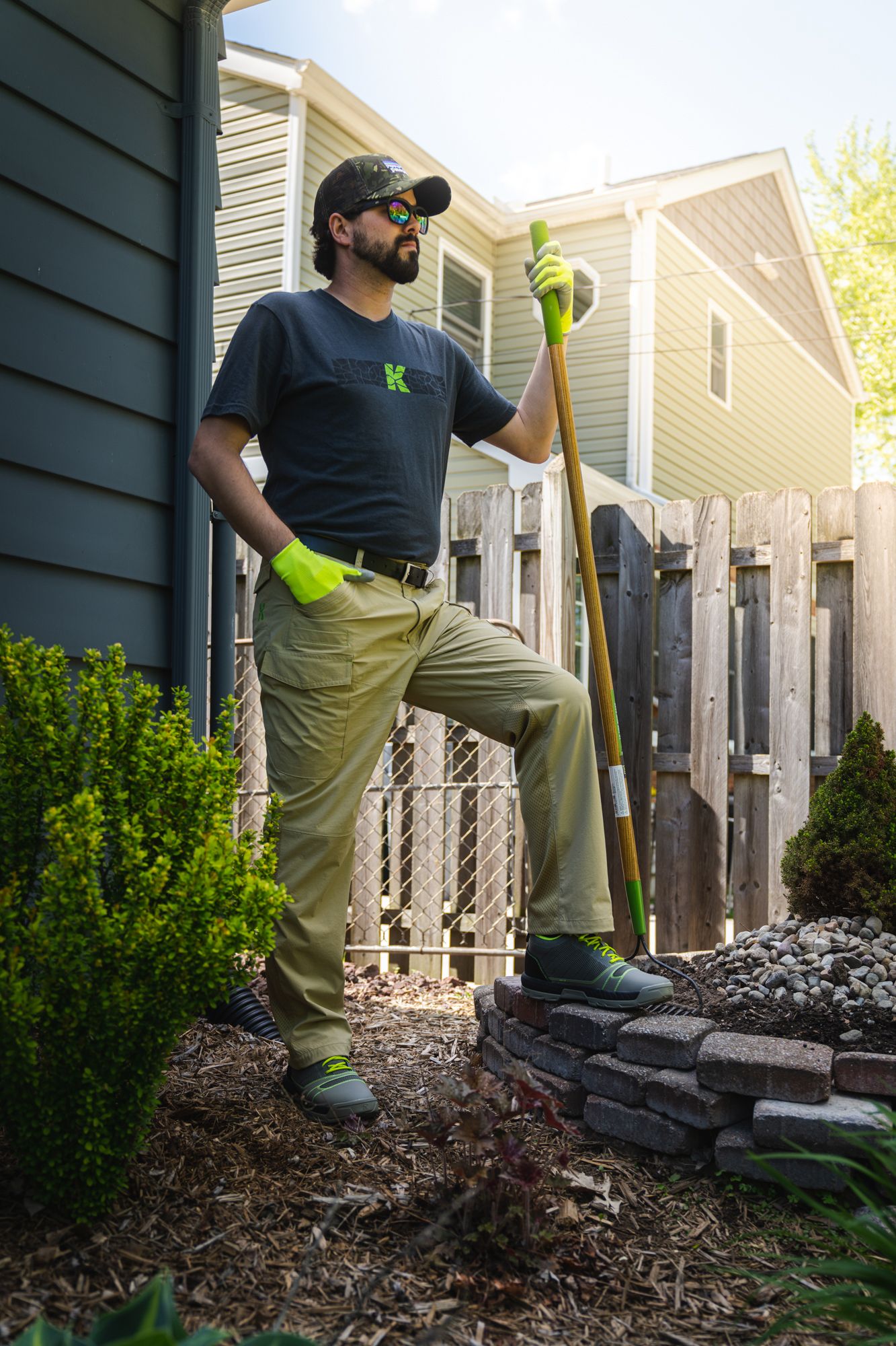 Kujo Men's Yard Pants product image