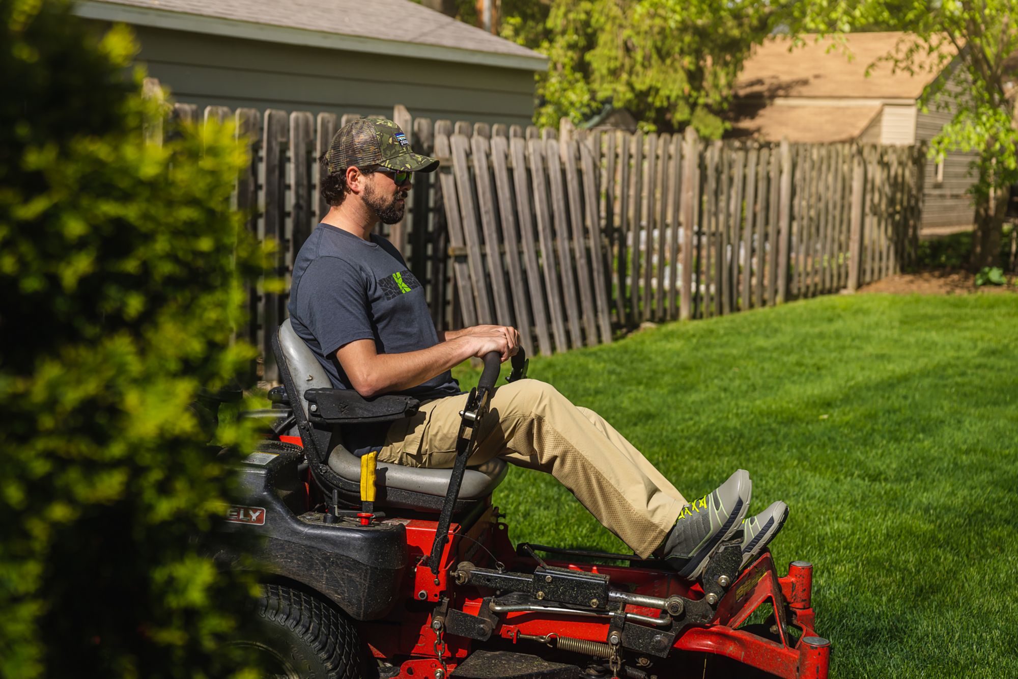 Kujo Men's Yard Pants product image