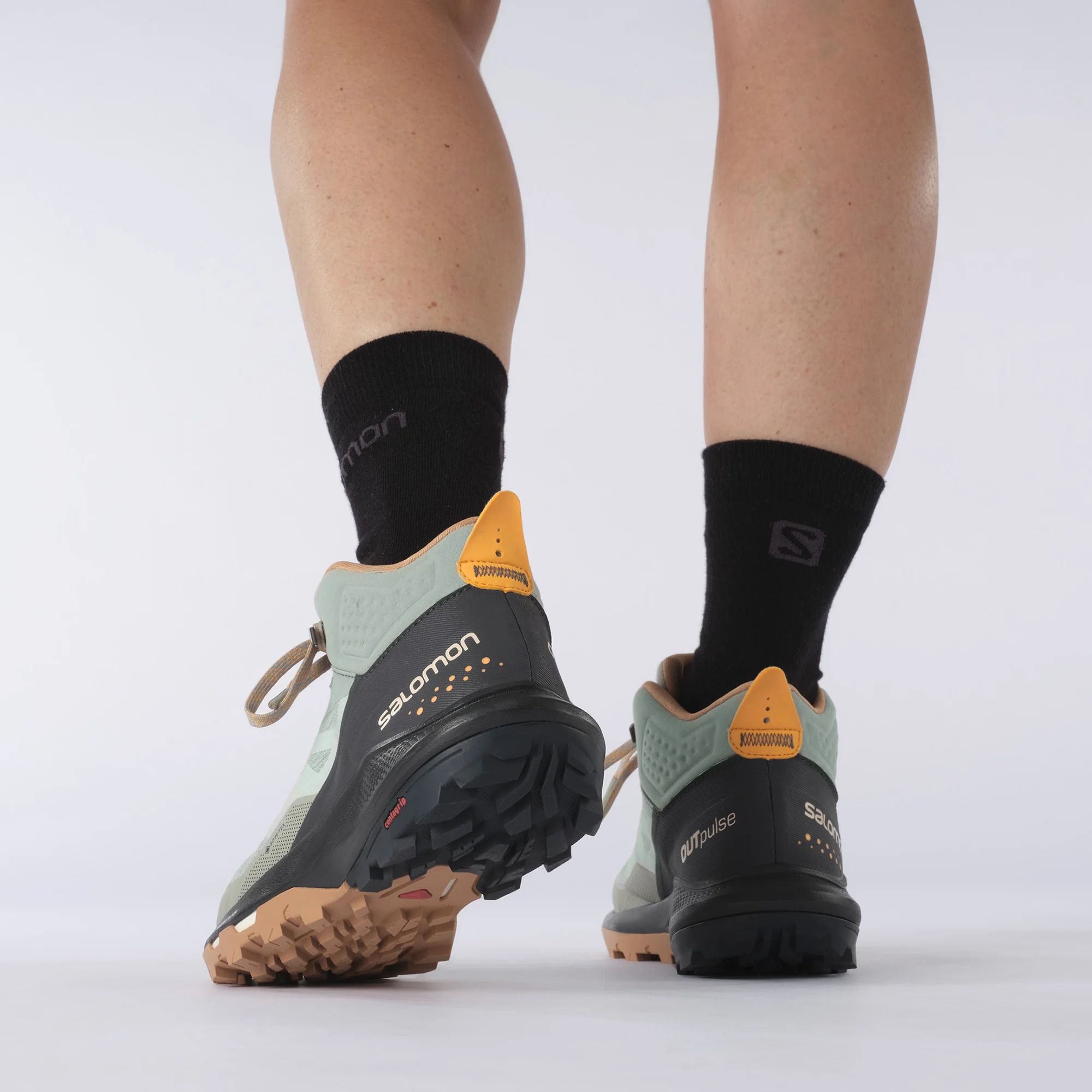 Salomon Women's Outpulse Mid GTX Hiking Boots product image