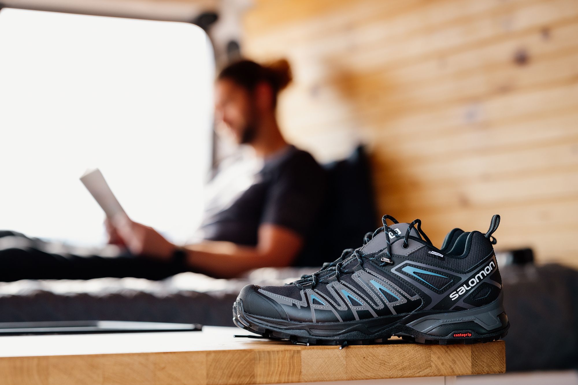 Salomon Men's X Ultra Pioneer Waterproof Hiking Shoes product image