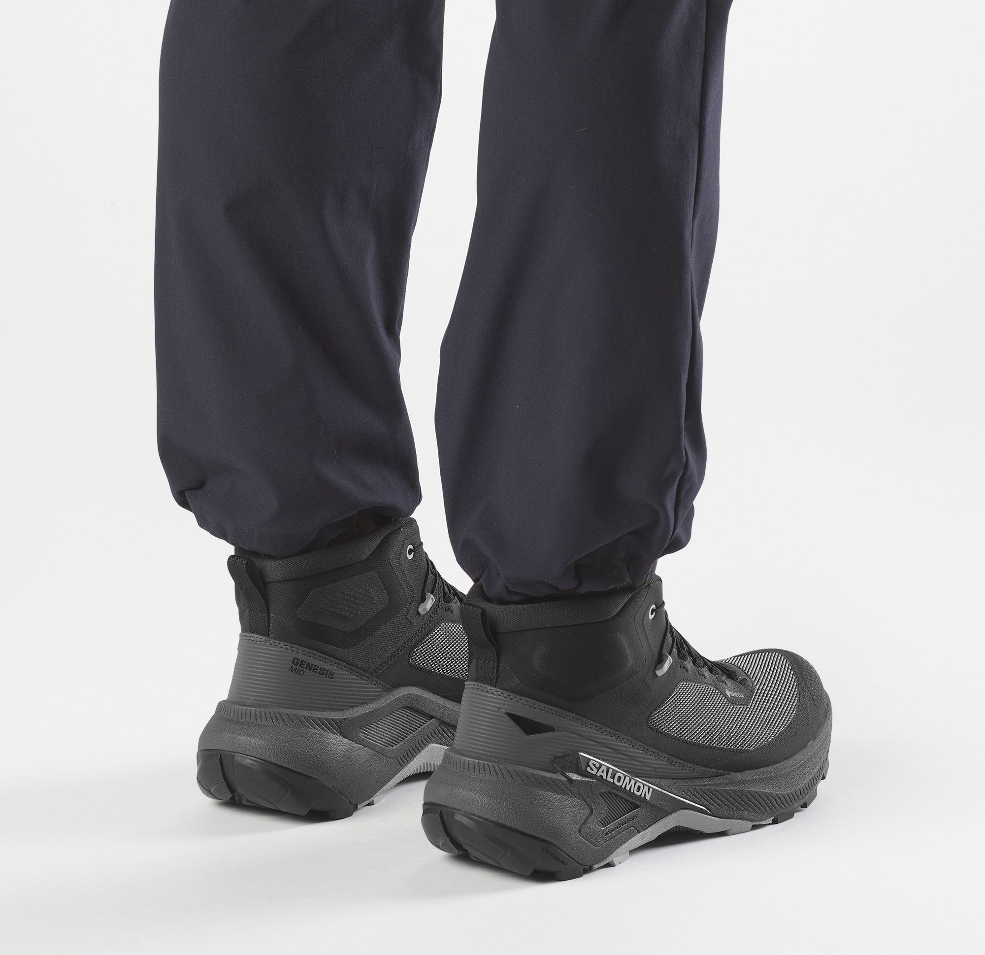 Salomon Men's Gensis Mid GTX Hiking Shoes product image