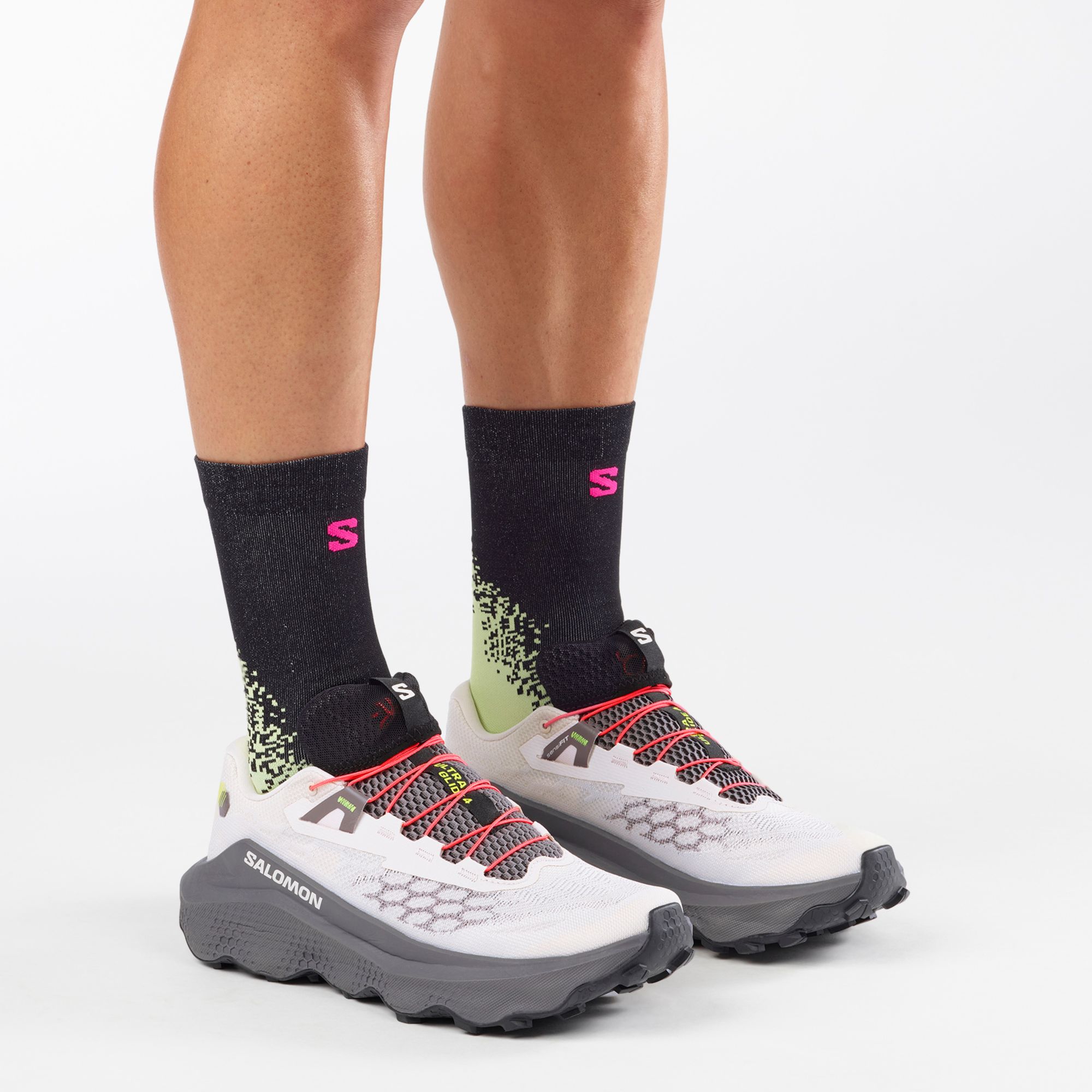 Salomon Men's Ultra Glide 4 Trail Running Shoes product image