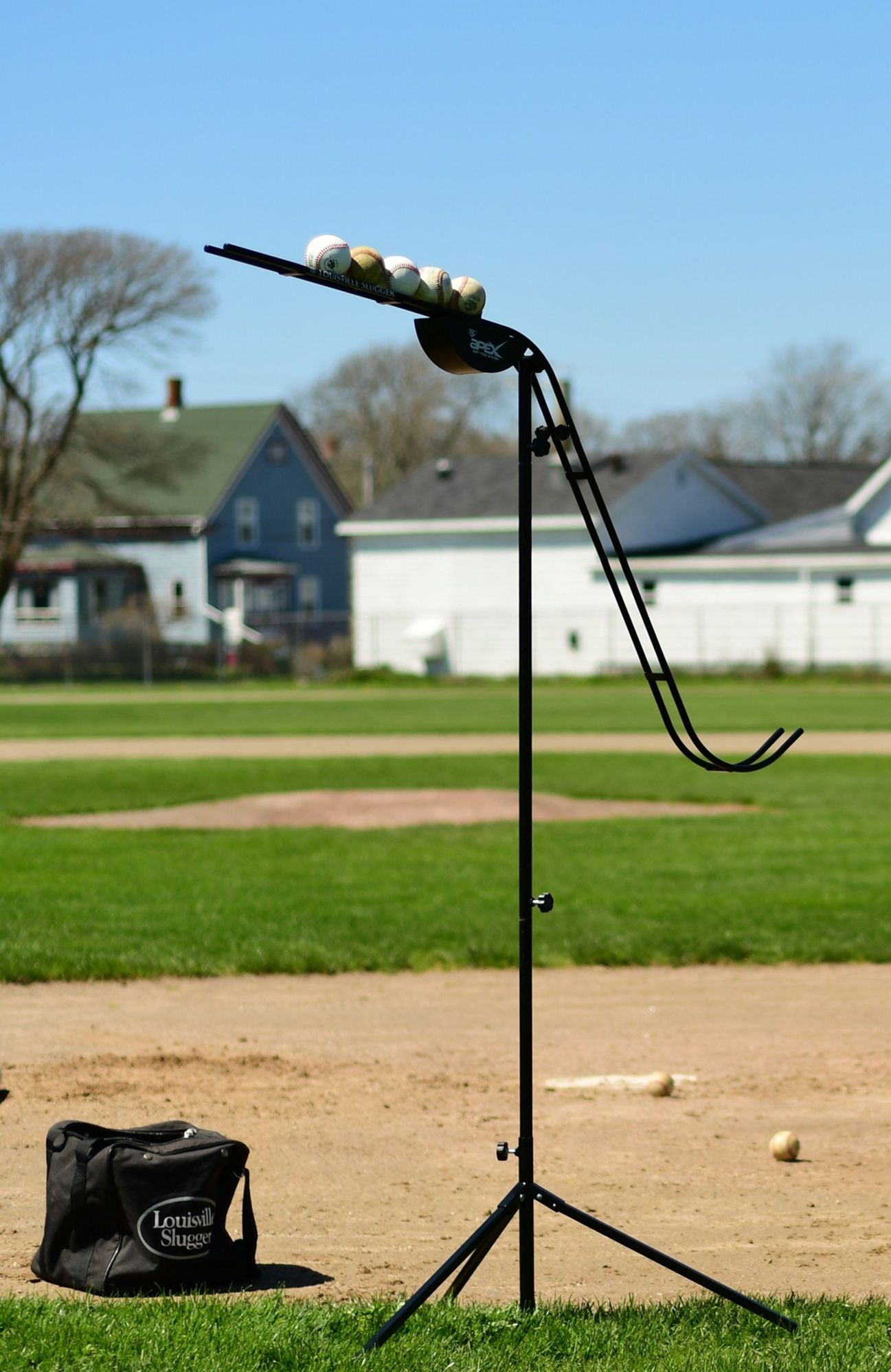 Louisville Slugger APEX Soft Toss & Batting Tee product image