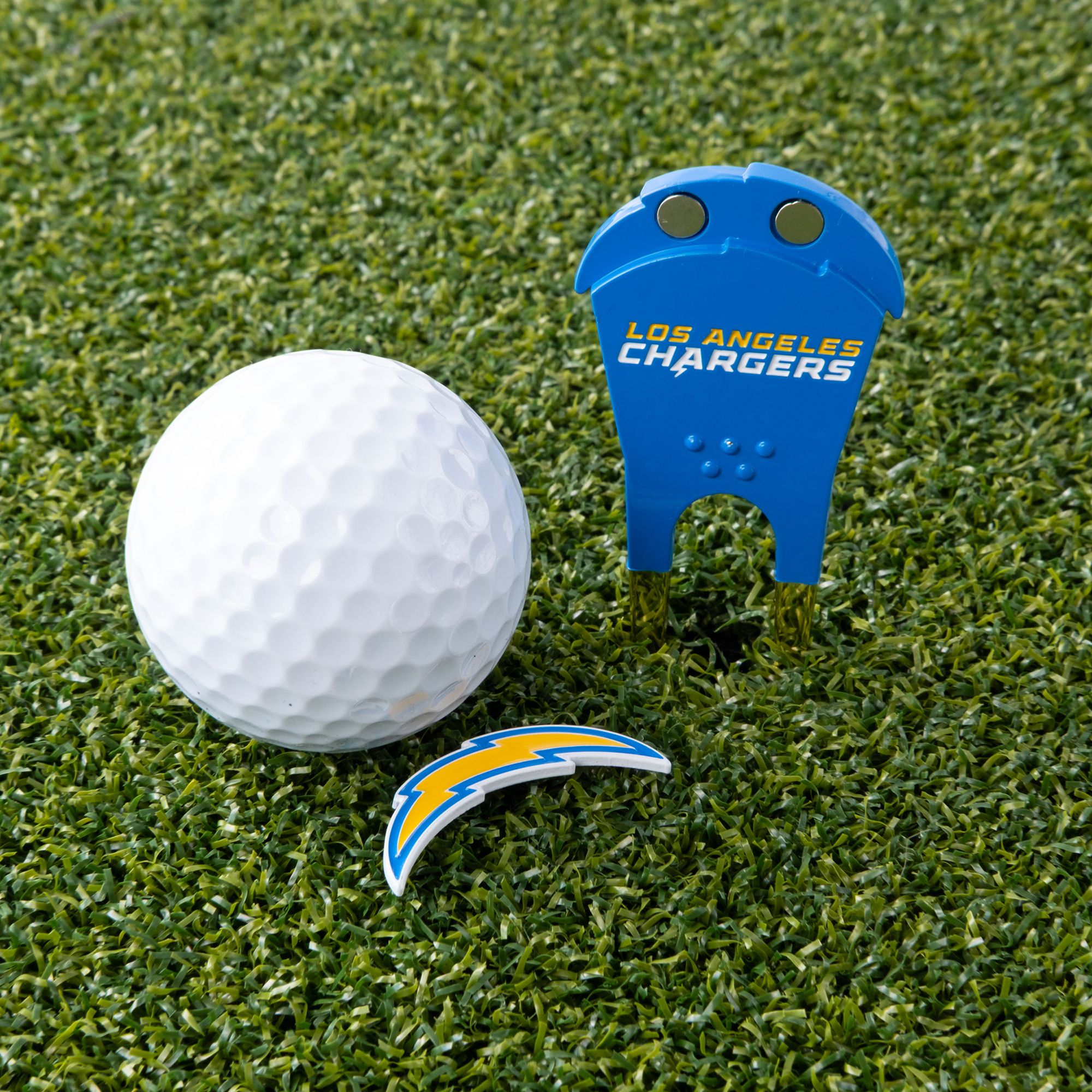 CMC Design Los Angeles Chargers Divot Tool with Custom Shaped Removable Marker product image