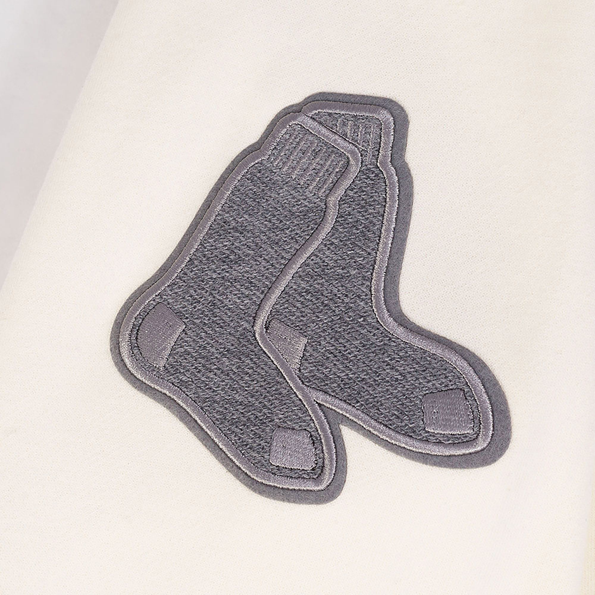 Pro Standard Men's Boston Red Sox Eggshell Reverse French Terry Crew Pullover Sweatshirt product image