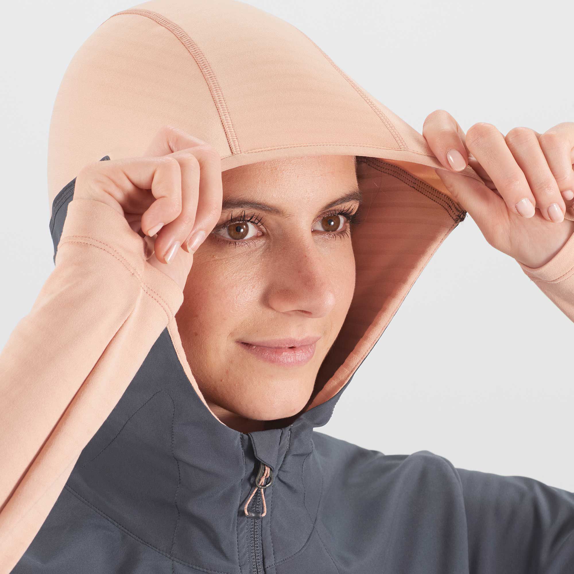 Salomon Women's Outline All Sea Hybrid Midlayer Jacket product image