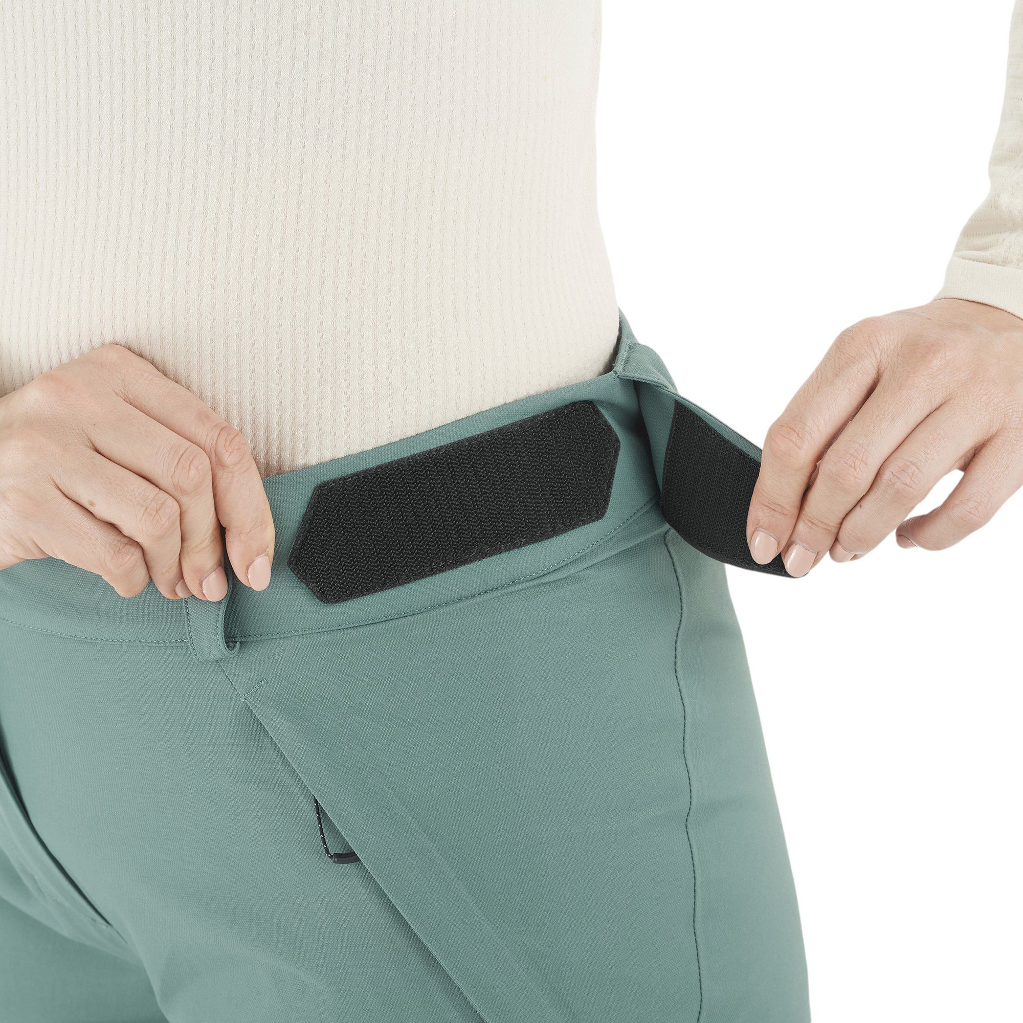 Salomon Women's Bashley Puff Ski Pants product image