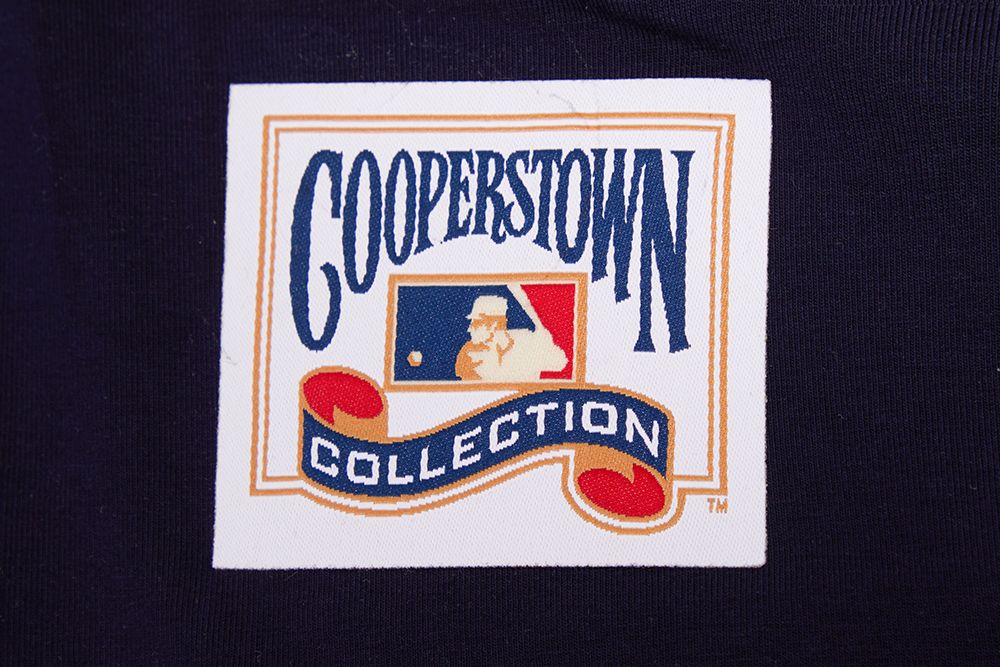 Pro Standard Women's Chicago Cubs Navy Boxy T-Shirt product image