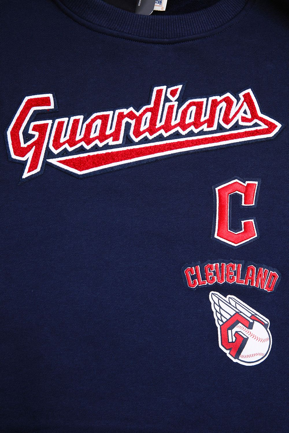 Pro Standard Women's Cleveland Guardians Retro Fleece Crew Neck Sweatshirt product image