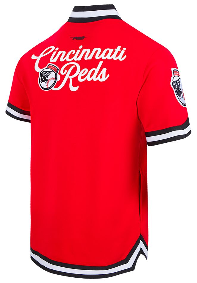 Pro Standard Men's Cincinnati Reds Red Souvenir Warmup Jacket product image