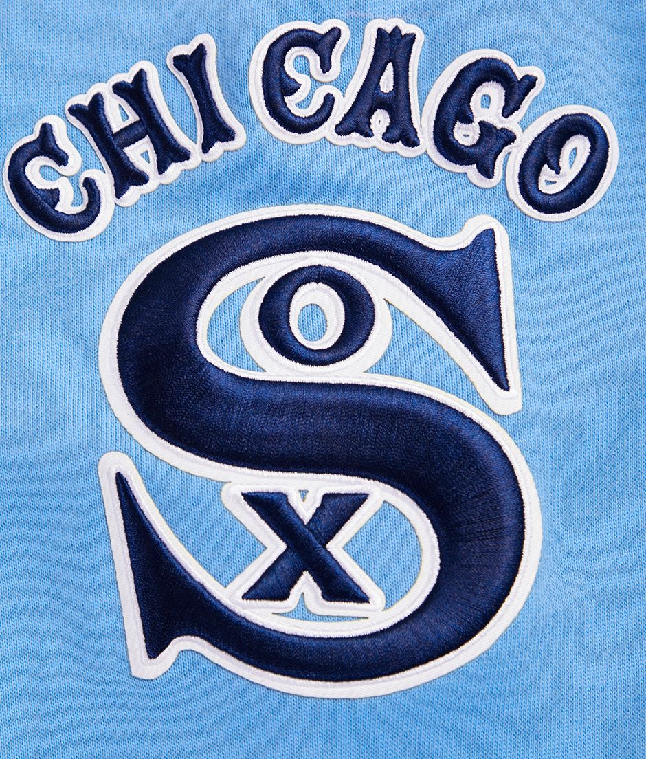 Pro Standard Men's Chicago White Sox Fleece Pullover Hoodie product image