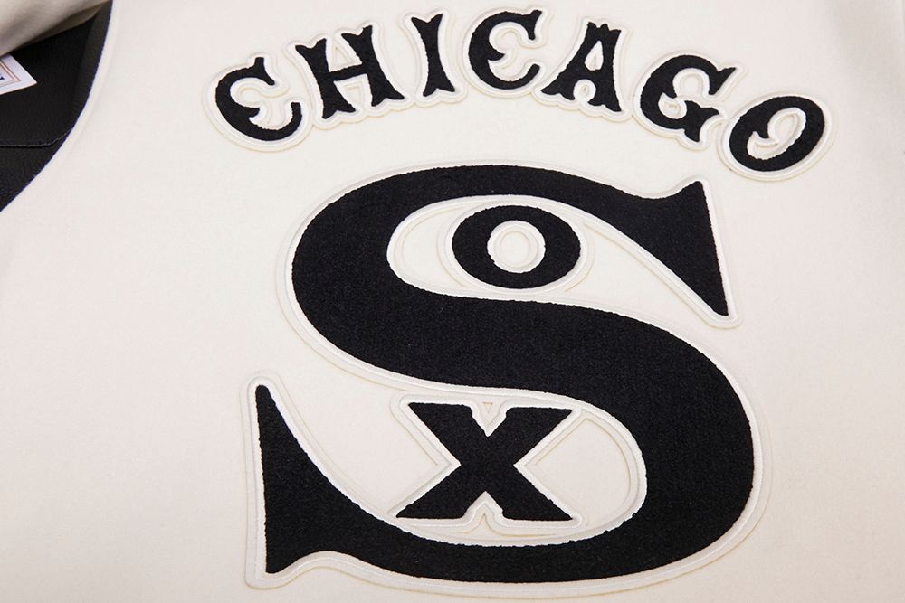 Pro Standard Men's Chicago White Sox Wool Varsity Jacket product image