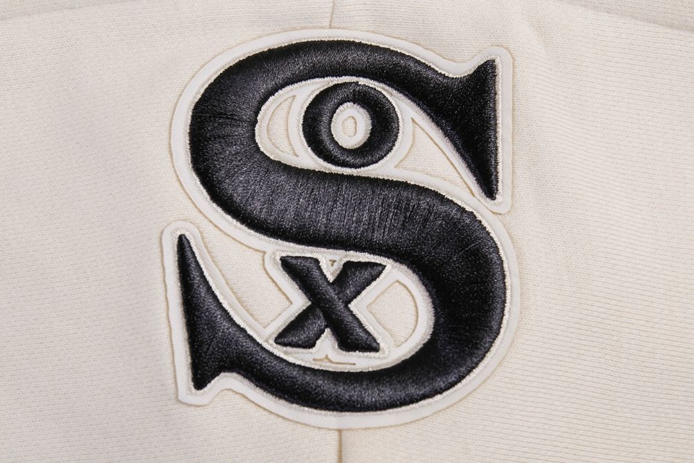 Pro Standard Women's Chicago White Sox Retro Cropped Fleece Hoodie product image