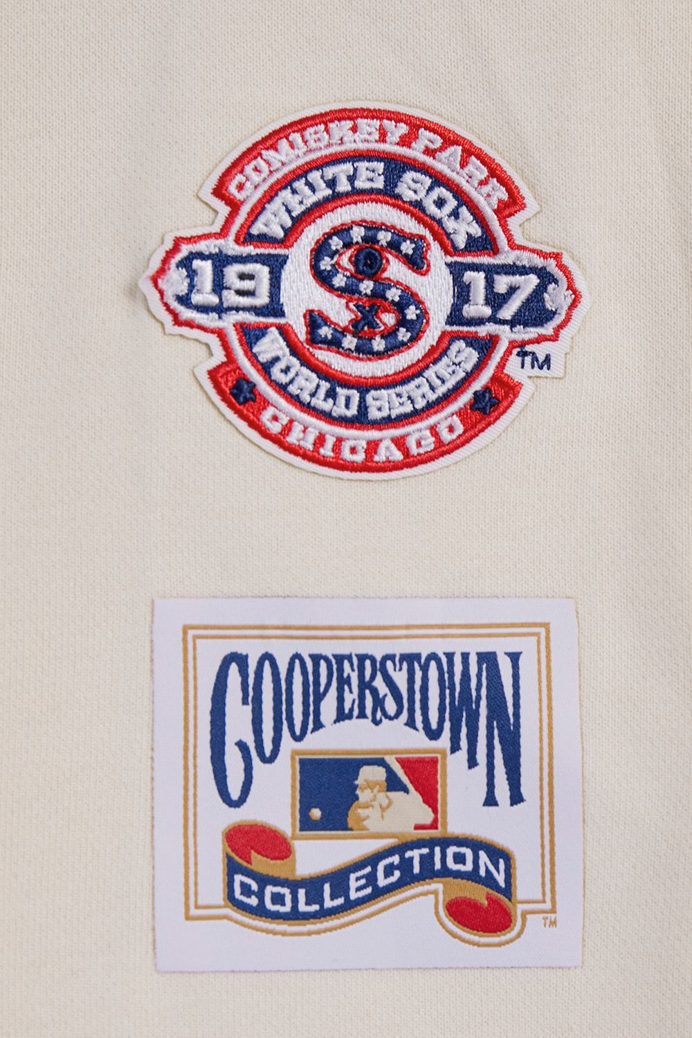 Pro Standard Women's Chicago White Sox Retro Cropped Fleece Hoodie product image