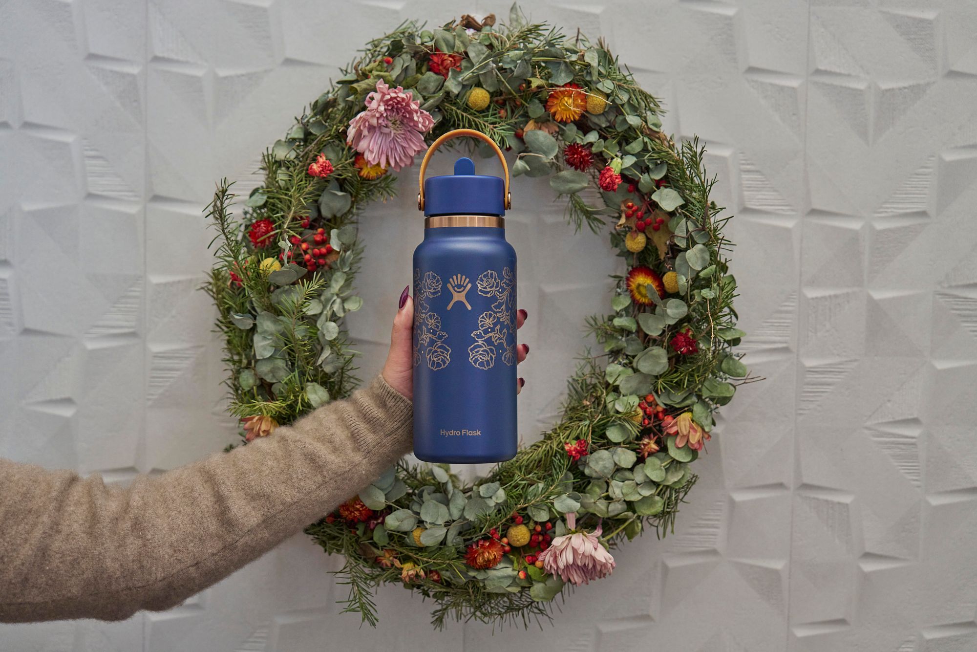 Hydro Flask 32 oz. Wide Mouth Bottle with Flex Straw Cap product image