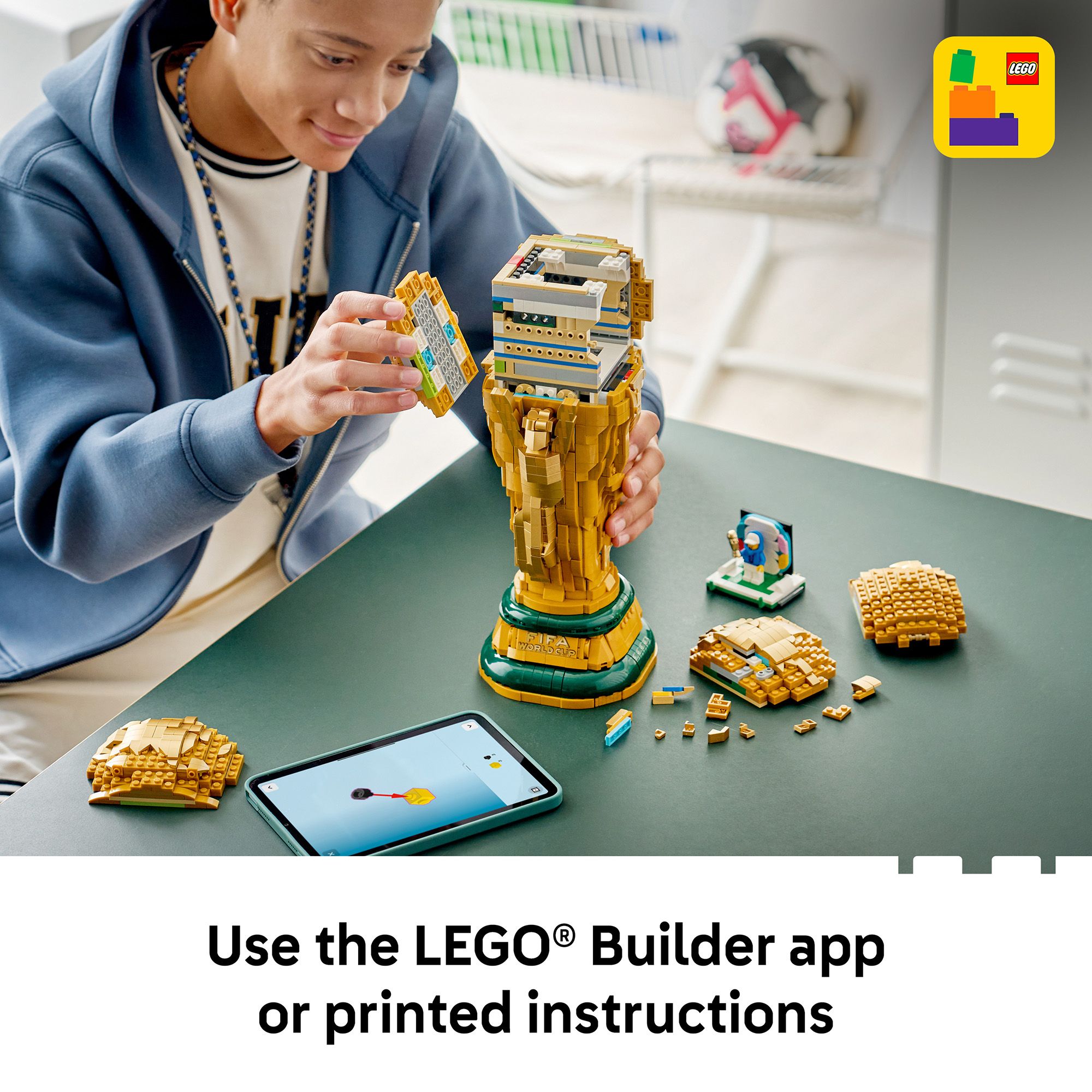 LEGO Editions Sports FIFA World Cup Official Trophy product image