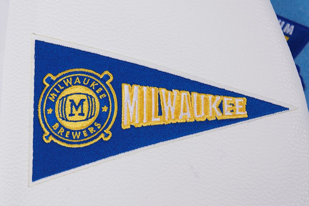 Pro Standard Men's Milwaukee Brewers Blue Retro Classic Jacket product image