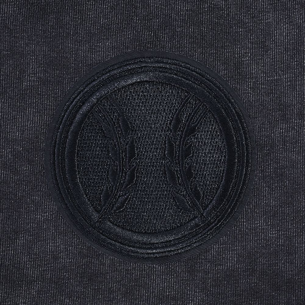 Pro Standard Women's Milwaukee Brewers Black Washed Classic T-Shirt product image