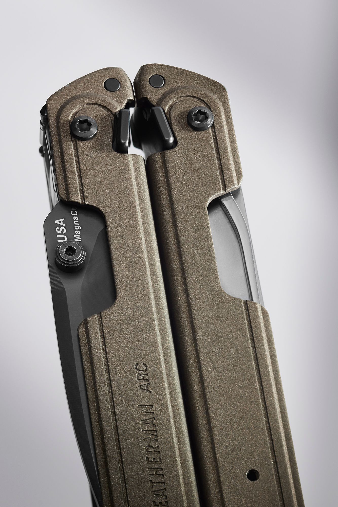 Leatherman ARC Premium Multi-Tool product image