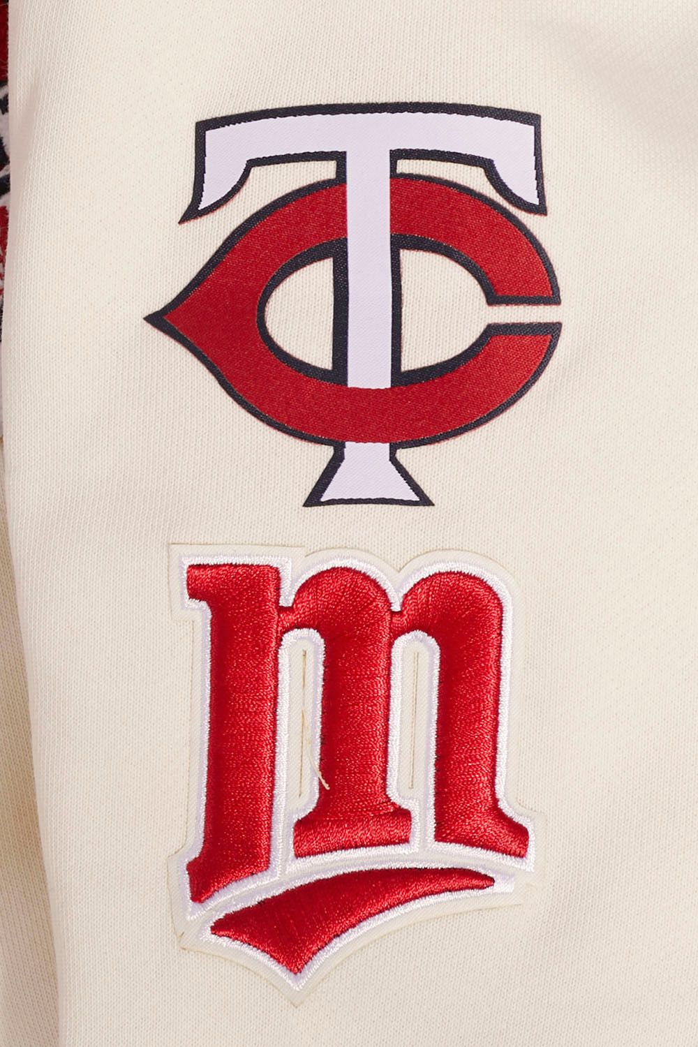 Pro Standard Women's Minnesota Twins Retro Cropped Fleece Hoodie product image