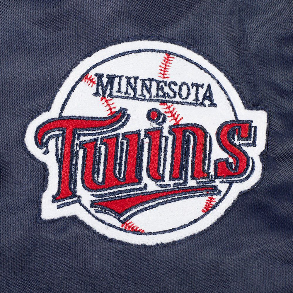 Pro Standard Boys' Minnesota Twins Navy Classic Satin Jacket product image