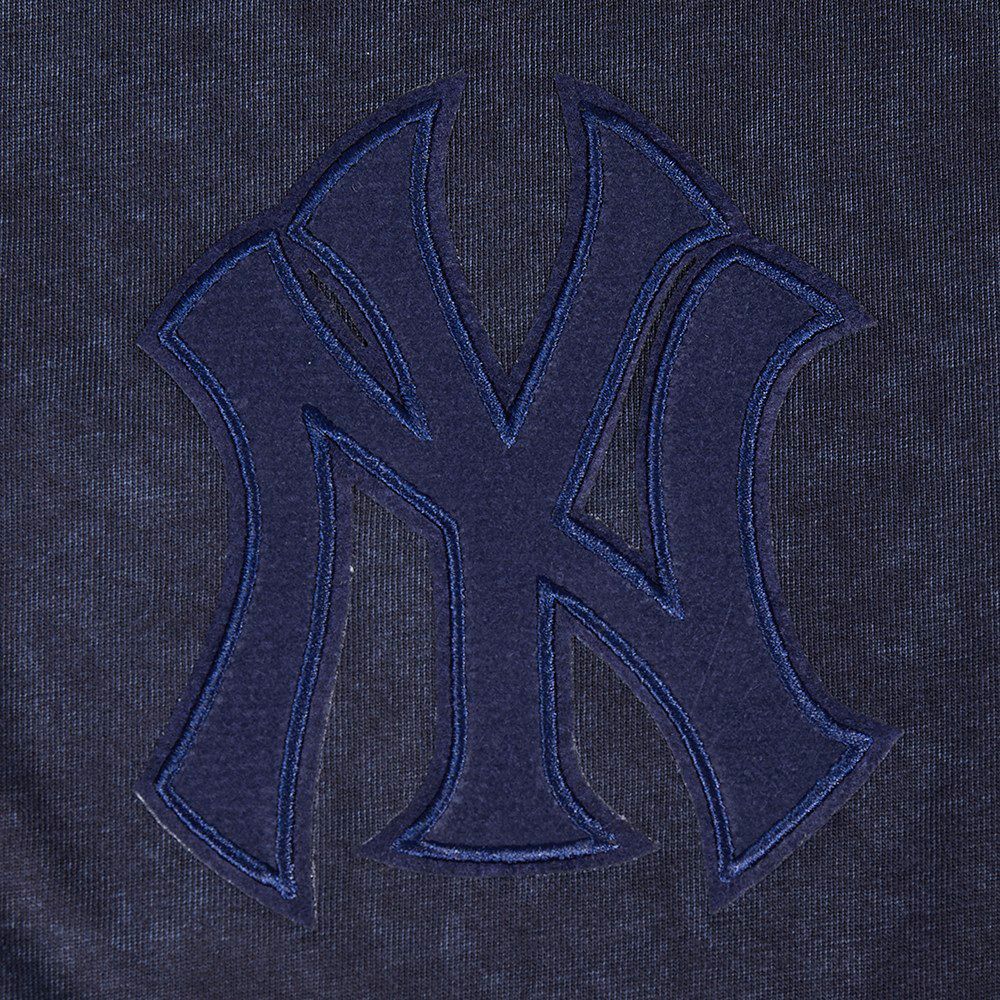 Pro Standard Men's New York Yankees Navy Classic Washed T-Shirt product image