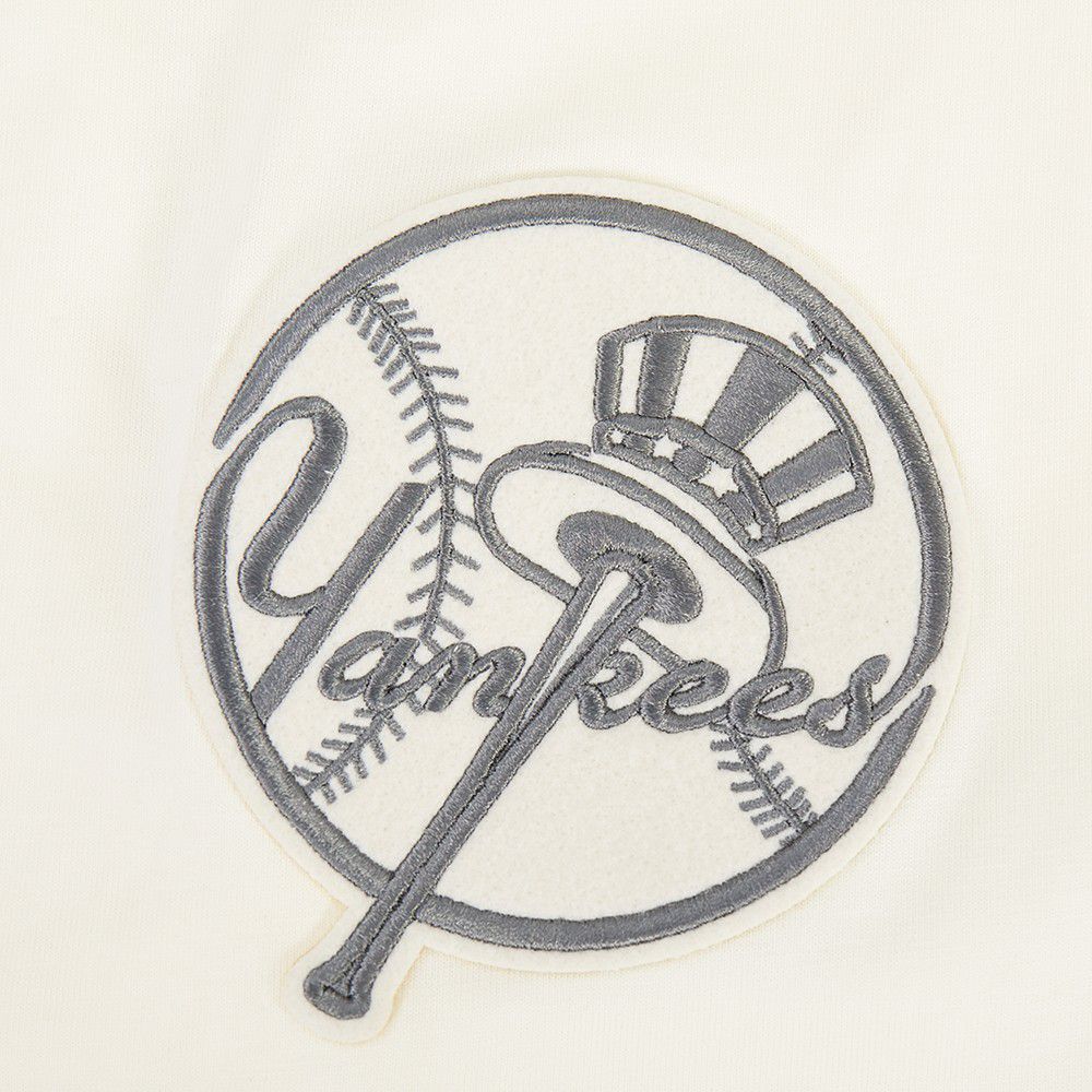Pro Standard Men's New York Yankees Cream Street Team T-Shirt product image