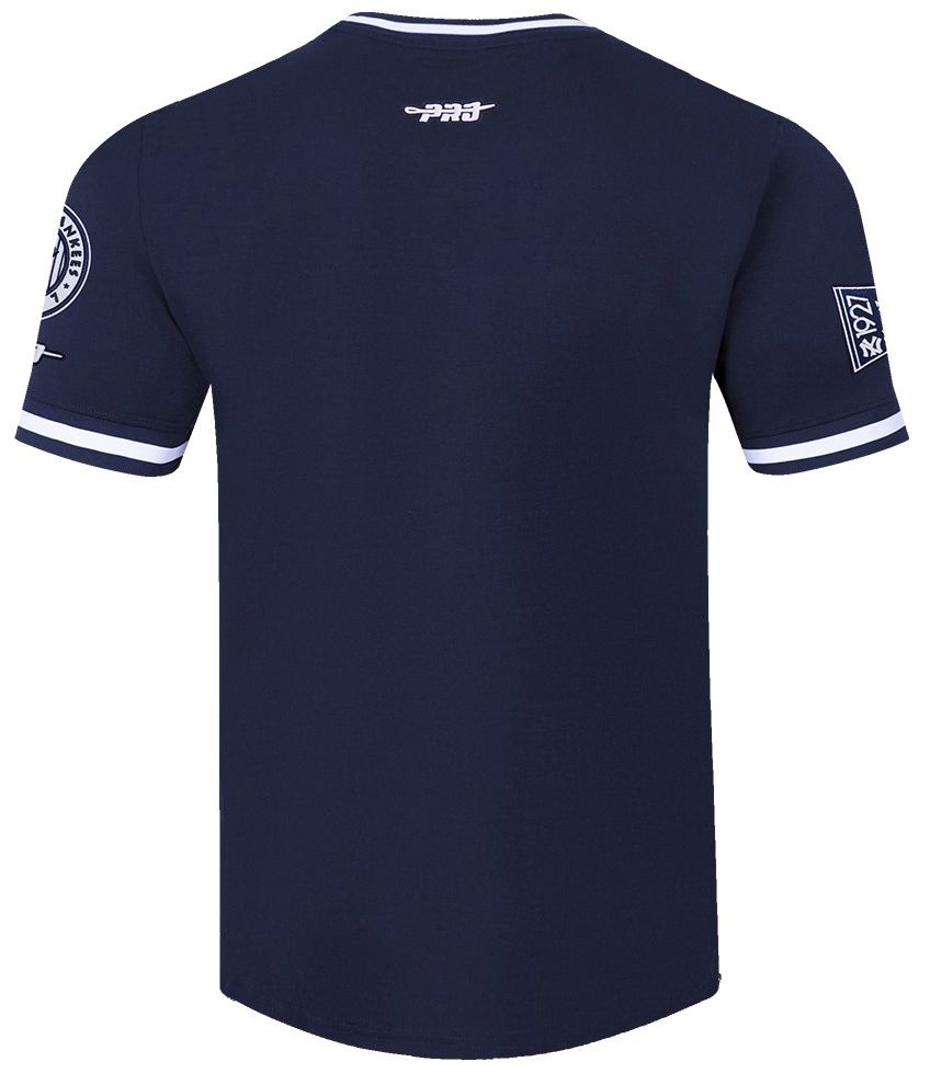 Pro Standard Men's New York Yankees Navy Retro Classic Double Knit T-Shirt product image