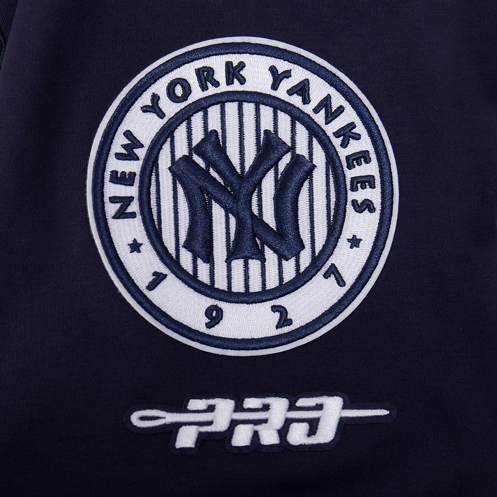 Pro Standard Men's New York Yankees Navy Retro Classic Double Knit T-Shirt product image