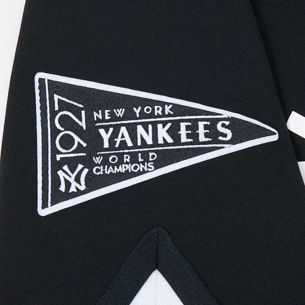 Pro Standard Men's New York Yankees 'Murderers Row' Black Satin Jacket product image