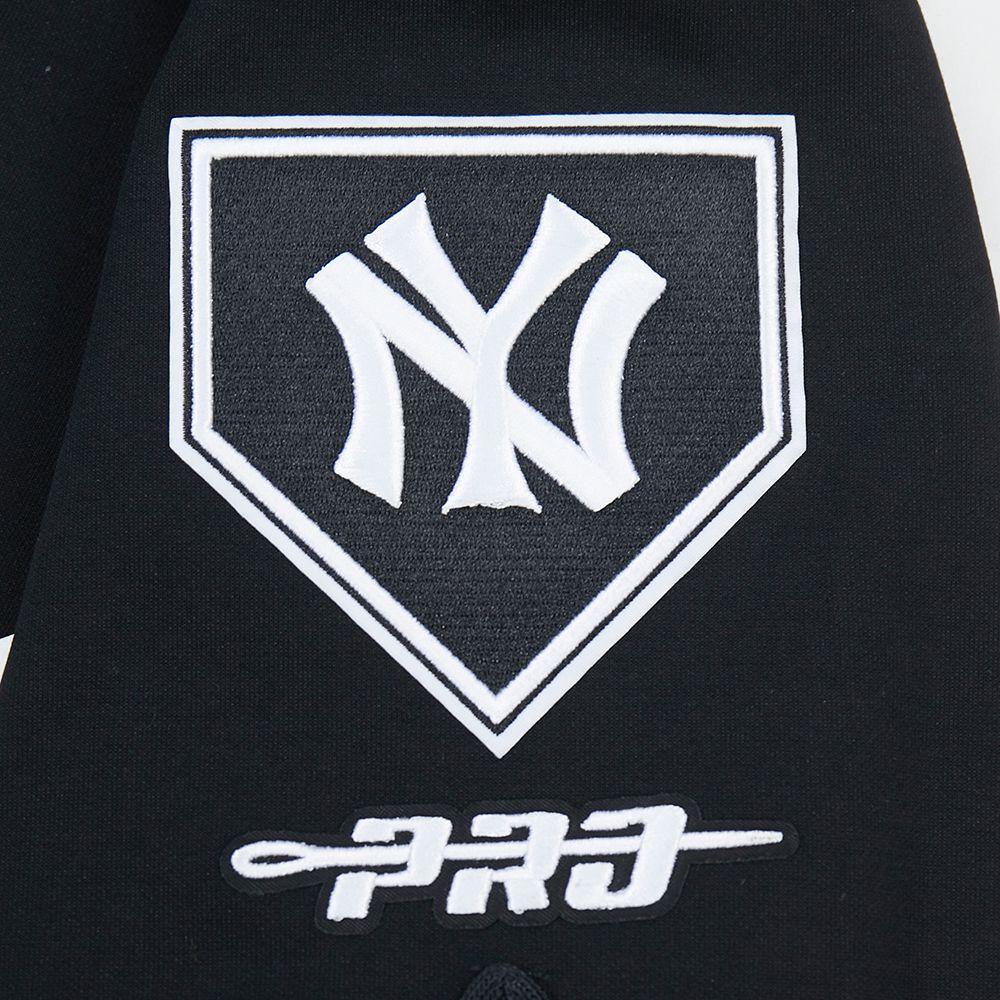 Pro Standard Men's New York Yankees 'Murderers Row' Black Satin Jacket product image