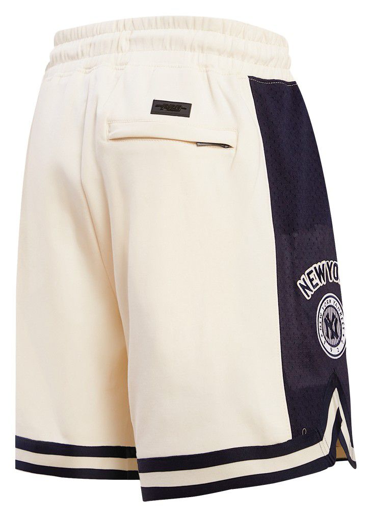 Pro Standard Men's New York Yankees Retro Double Knit 2.0 Shorts product image
