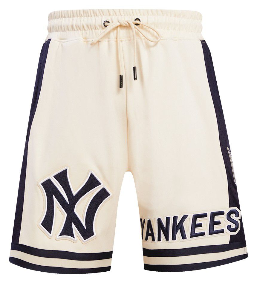 Pro Standard Men's New York Yankees Retro Double Knit 2.0 Shorts product image