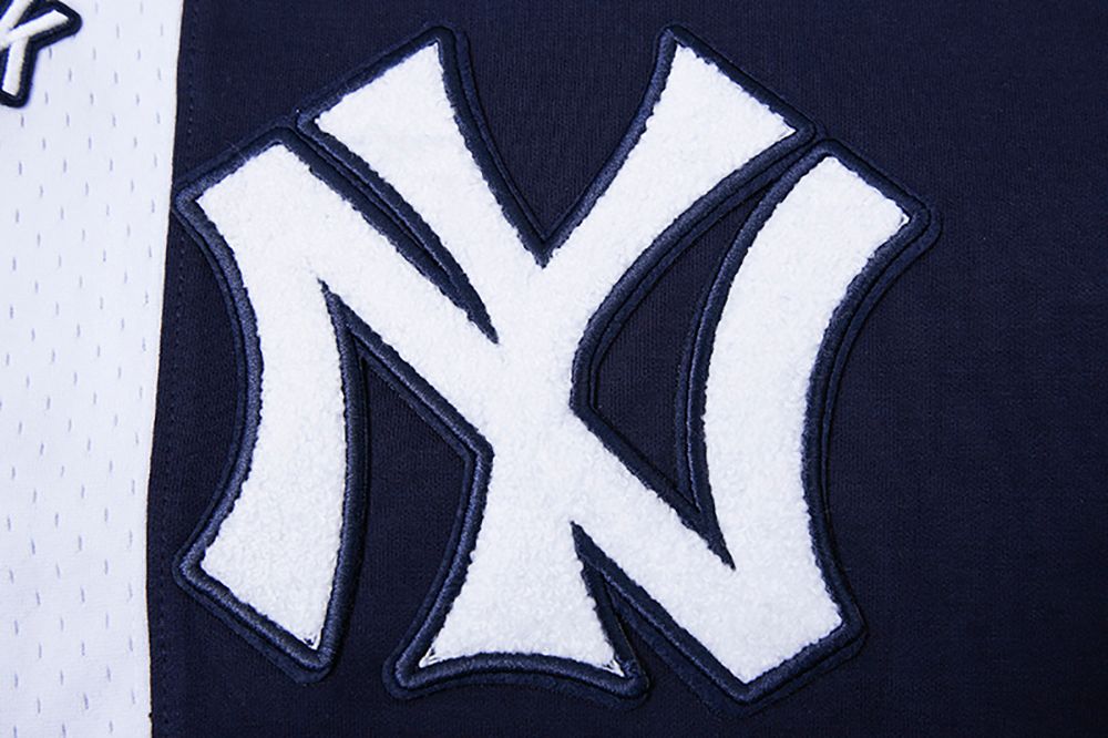 Pro Standard Men's New York Yankees Retro Double Knit 2.0 Shorts product image