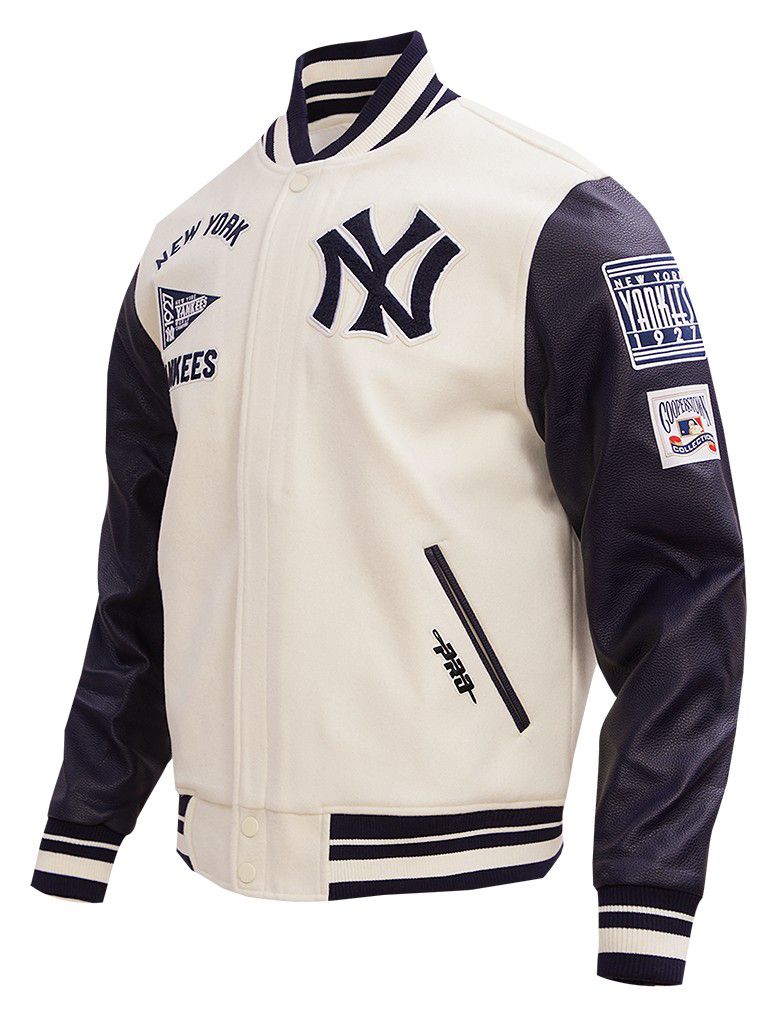 Pro Standard Men's New York Yankees Wool Varsity Jacket product image