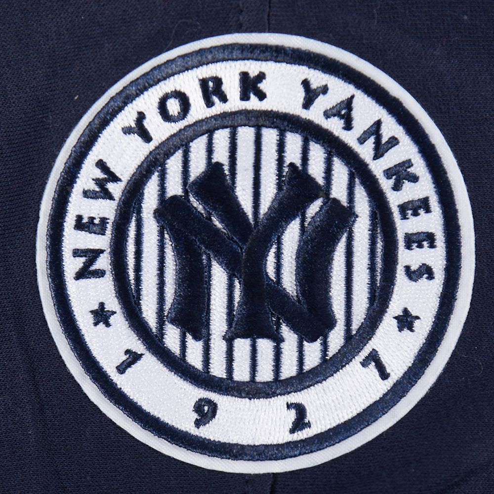 Pro Standard Youth New York Yankees Navy Classic Fleece Pullover Hoodie product image