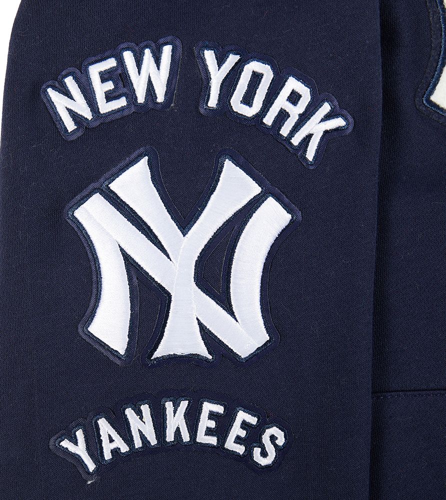 Pro Standard Youth New York Yankees Navy Classic Fleece Pullover Hoodie product image